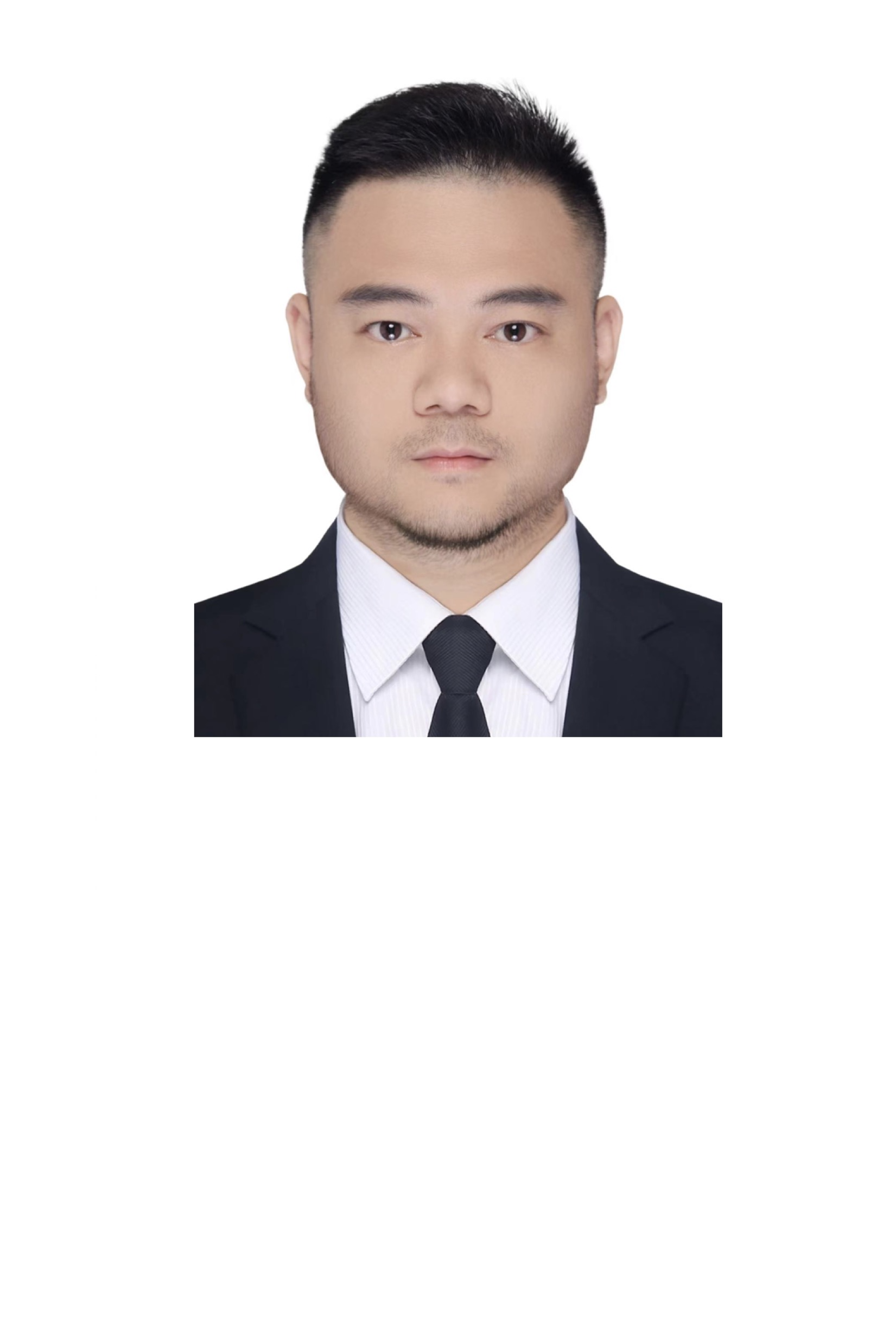 吴驰 法务秘书